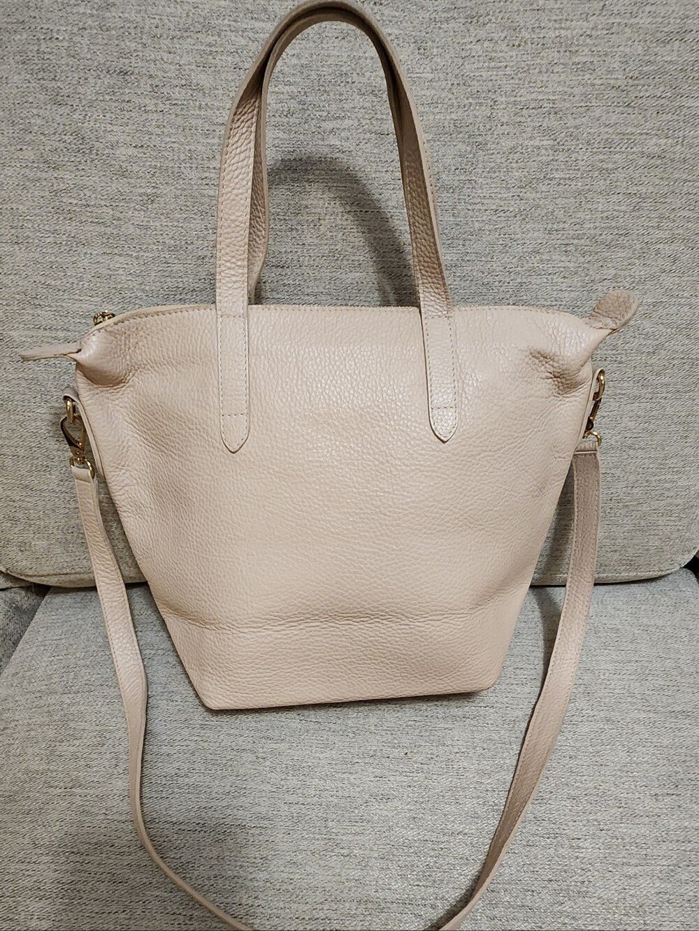 Cuyana Pebbled Leather Tote